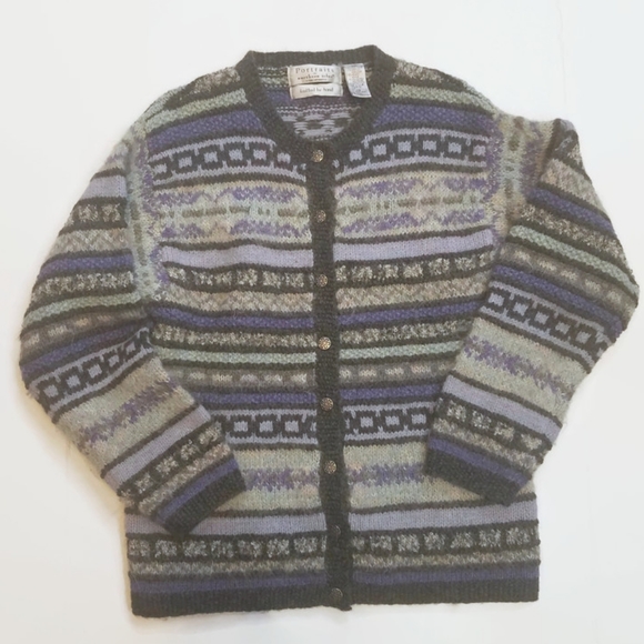 Northern Isles Wool Scottish Cardigan Sweater - Picture 11 of 16